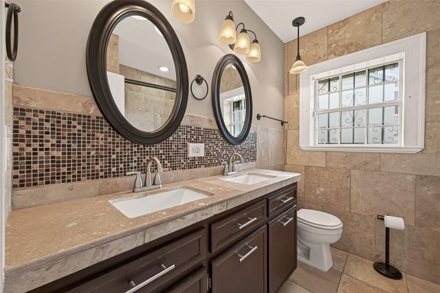 1305 Munger Street, Houston, TX 77023