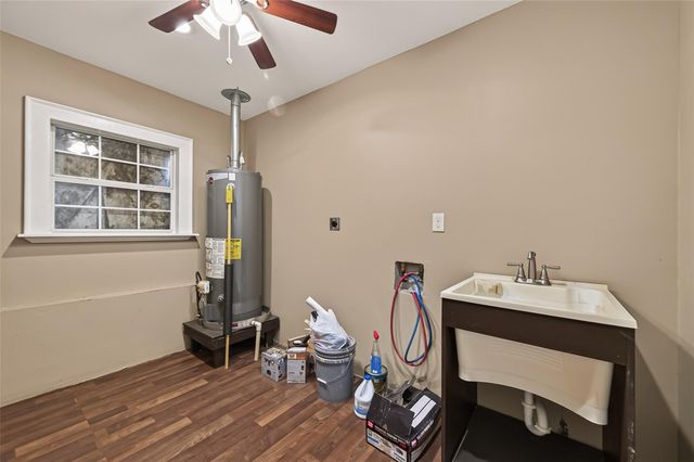 1305 Munger Street, Houston, TX 77023