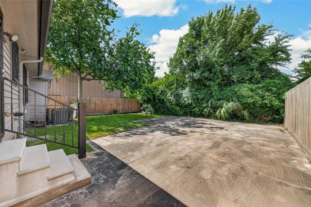 1305 Munger Street, Houston, TX 77023