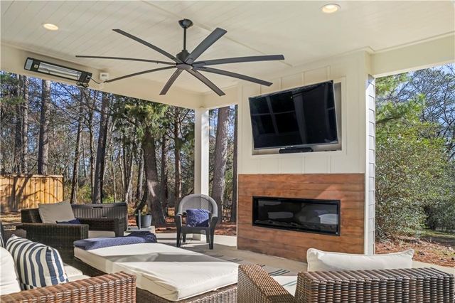 2273 Overlook Avenue, Lithonia, GA 30058