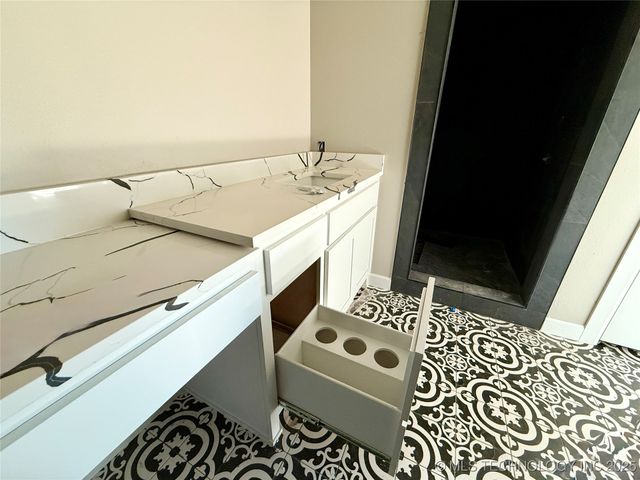 5938 S Julian Boulevard, Muskogee, OK 74403