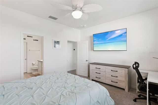 1682 LITTLELEAF BOXWOOD LOOP, Mascotte, FL 34753