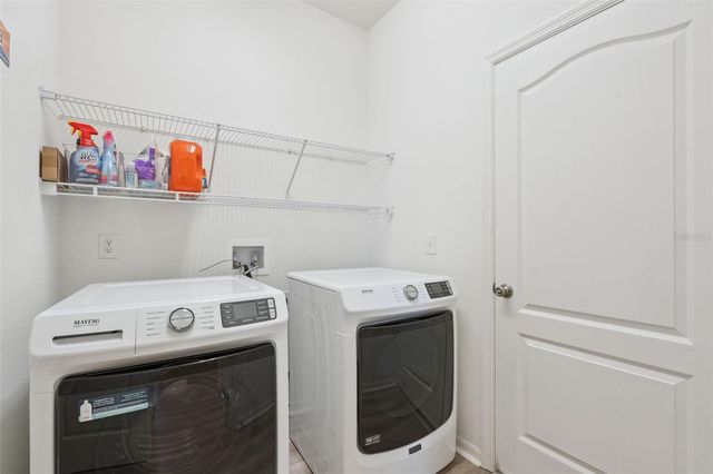 1682 LITTLELEAF BOXWOOD LOOP, Mascotte, FL 34753