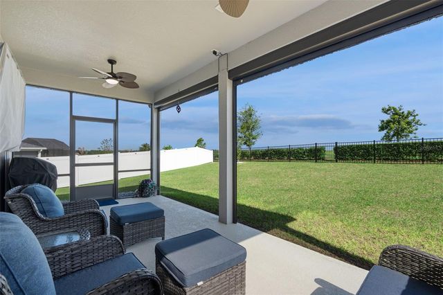 1682 LITTLELEAF BOXWOOD LOOP, Mascotte, FL 34753