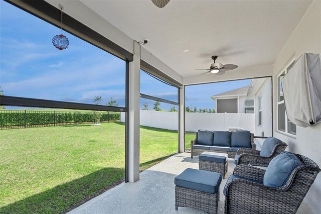 1682 LITTLELEAF BOXWOOD LOOP, Mascotte, FL 34753