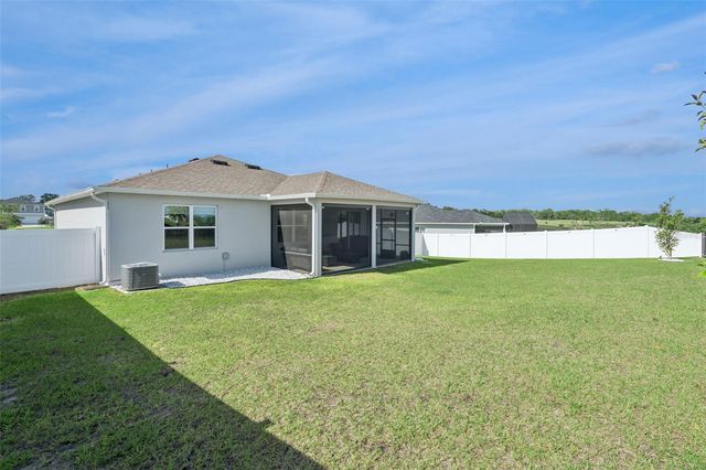 1682 LITTLELEAF BOXWOOD LOOP, Mascotte, FL 34753
