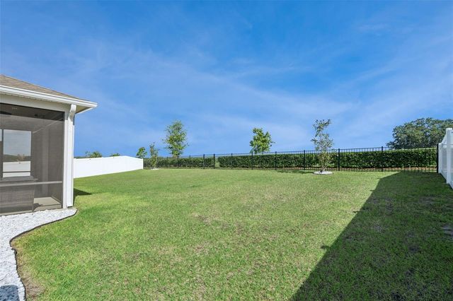 1682 LITTLELEAF BOXWOOD LOOP, Mascotte, FL 34753