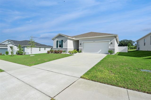 1682 LITTLELEAF BOXWOOD LOOP, Mascotte, FL 34753