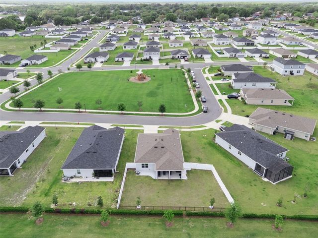 1682 LITTLELEAF BOXWOOD LOOP, Mascotte, FL 34753