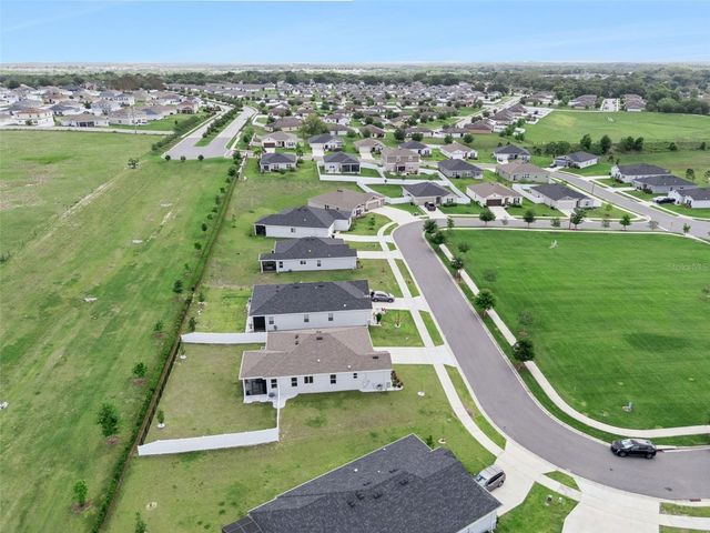 1682 LITTLELEAF BOXWOOD LOOP, Mascotte, FL 34753