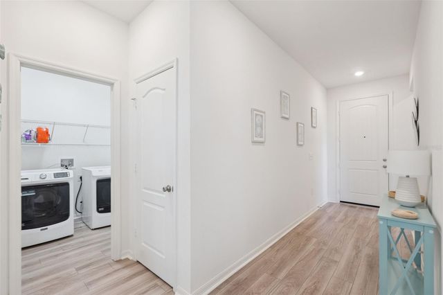 1682 LITTLELEAF BOXWOOD LOOP, Mascotte, FL 34753