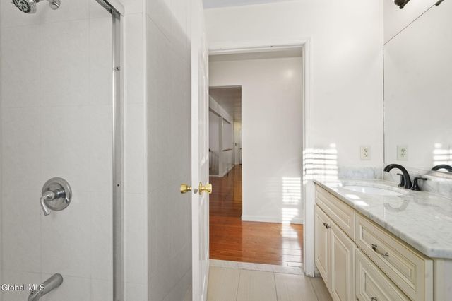 28 Dogwood Lane, Colonie, NY 12211