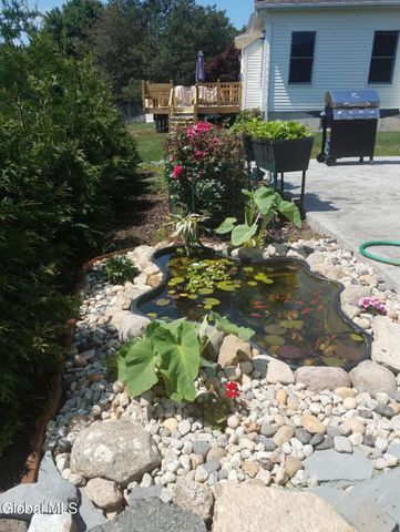 28 Dogwood Lane, Colonie, NY 12211