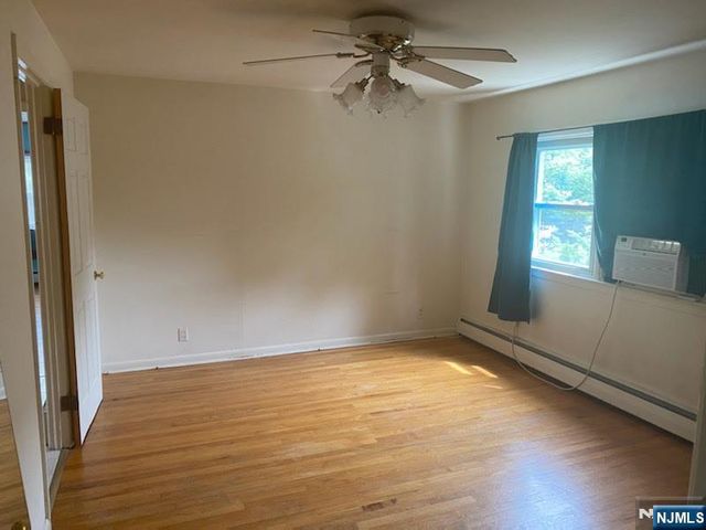 62 Tuxedo Avenue, Hawthorne, NJ 07506