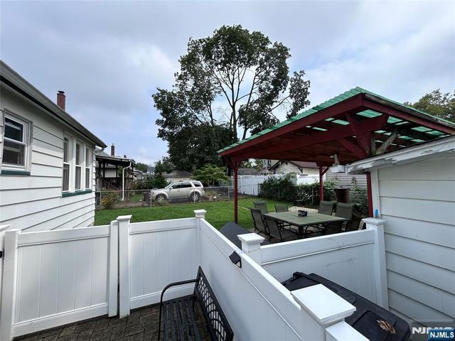 62 Tuxedo Avenue, Hawthorne, NJ 07506