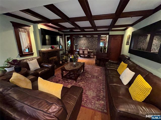 62 Tuxedo Avenue, Hawthorne, NJ 07506