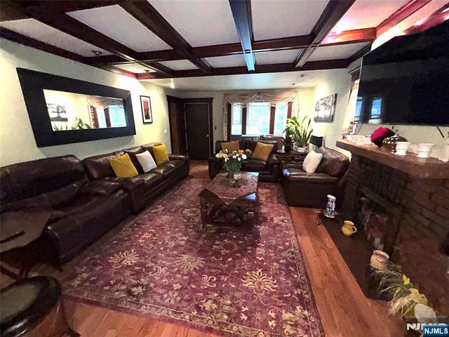 62 Tuxedo Avenue, Hawthorne, NJ 07506