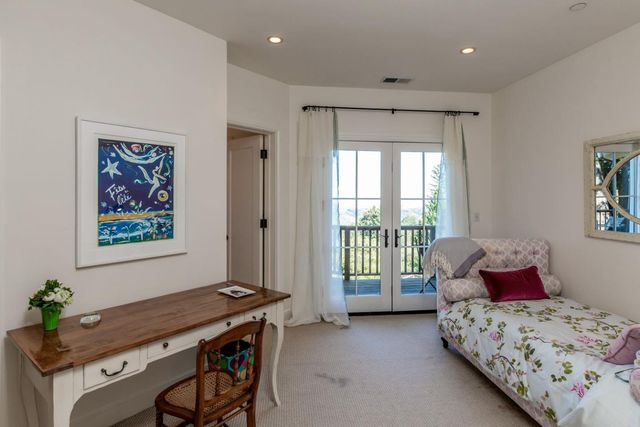 950 Espinosa Road, Woodside, CA 94062