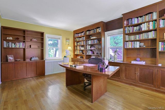 91 Vaughn Avenue, New Rochelle, NY 10801