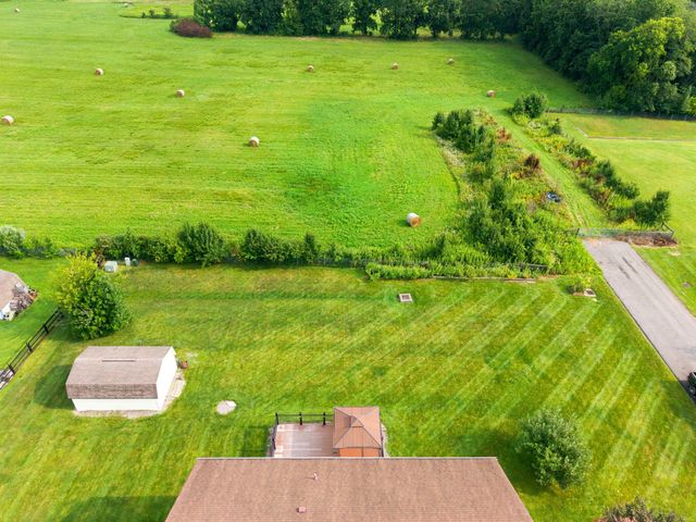 2515 Lackey Meadows Drive, Delaware, OH 43015