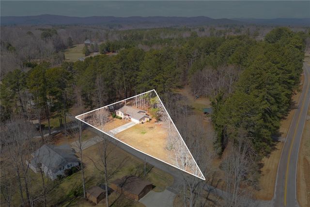 308 Wildwood Road, Walhalla, SC 29691