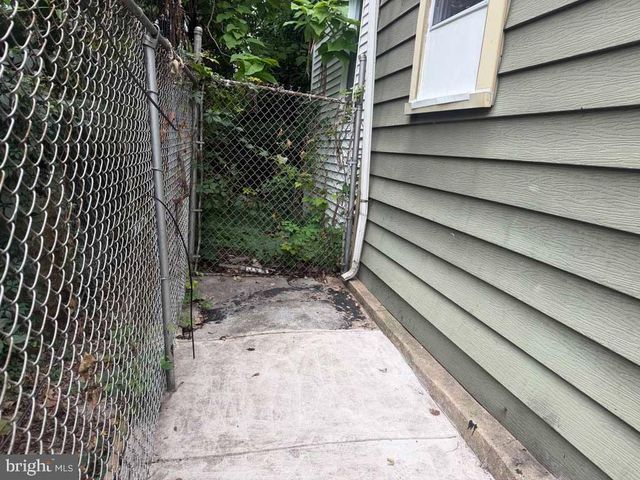 2535 N 32ND ST, Philadelphia, PA 19132