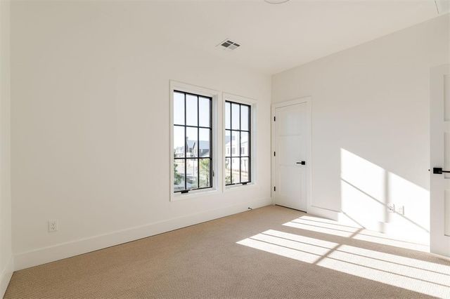 1636 Pioneer Street, Oklahoma City, OK 73108