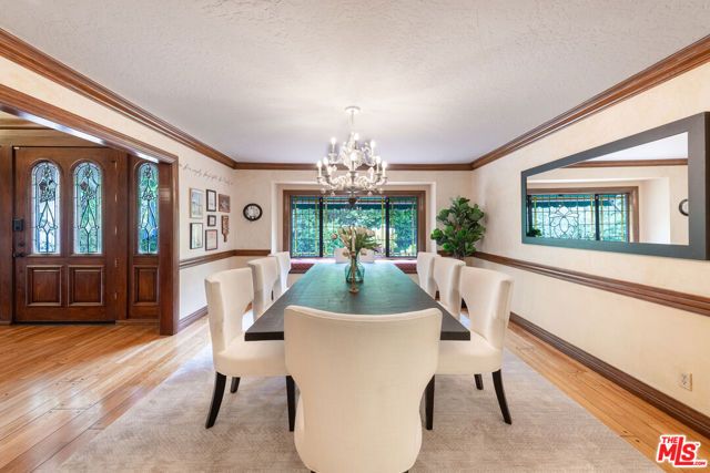 5340 Calvin Avenue, Tarzana (los Angeles), CA 91356