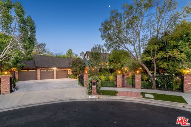 5340 Calvin Avenue, Tarzana (los Angeles), CA 91356
