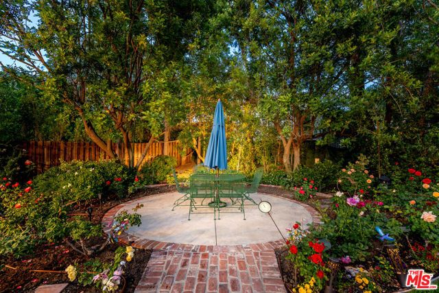 5340 Calvin Avenue, Tarzana (los Angeles), CA 91356