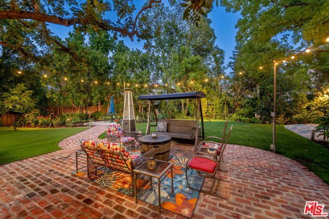 5340 Calvin Avenue, Tarzana (los Angeles), CA 91356
