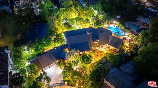 5340 Calvin Avenue, Tarzana (los Angeles), CA 91356