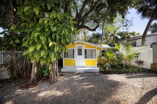 3041 Calusa St, Coconut Grove, FL 33133