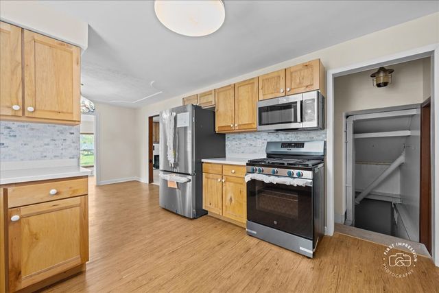 215 W Rock Street, Plano, IL 60545