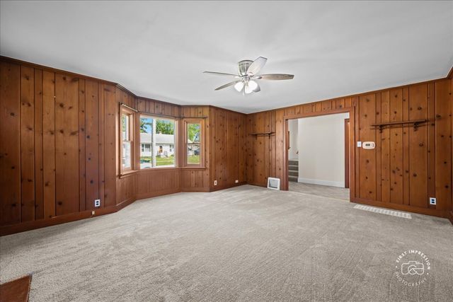 215 W Rock Street, Plano, IL 60545