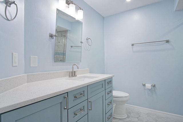 6041 SE Landing Way, Stuart, FL 34997