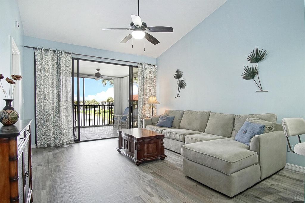 6041 SE Landing Way, Stuart, FL 34997