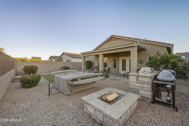 770 W LOVE Road, San Tan Valley, AZ 85143