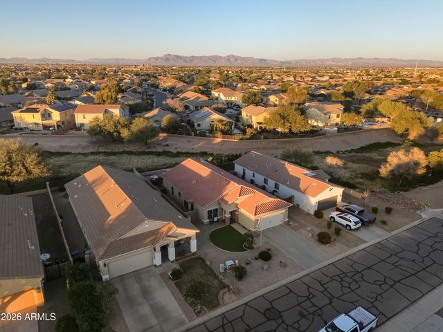 770 W LOVE Road, San Tan Valley, AZ 85143