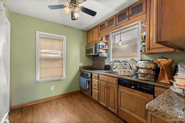 1750 N Waverly Street, Dearborn, MI 48128