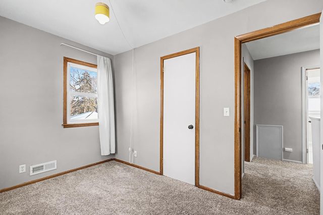 10551 President Drive NE, Blaine, MN 55434