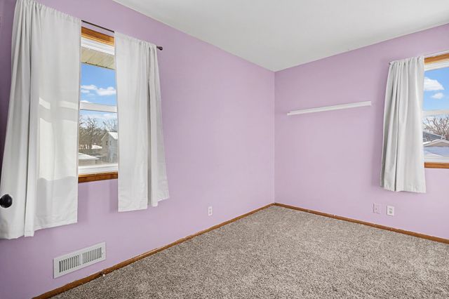 10551 President Drive NE, Blaine, MN 55434