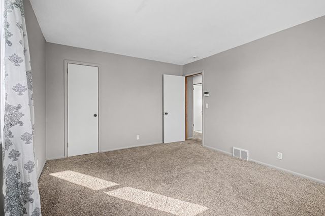 10551 President Drive NE, Blaine, MN 55434