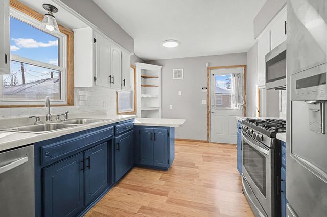 10551 President Drive NE, Blaine, MN 55434