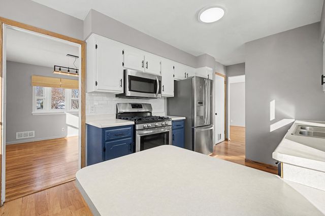 10551 President Drive NE, Blaine, MN 55434