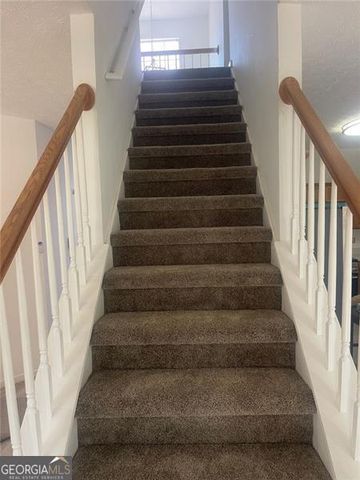 7420 ROYALE Lane, Riverdale, GA 30296