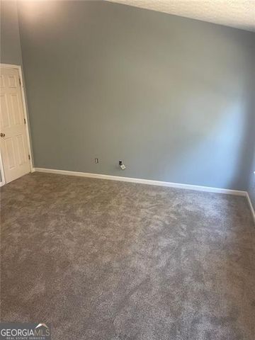7420 ROYALE Lane, Riverdale, GA 30296