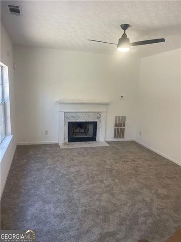 7420 ROYALE Lane, Riverdale, GA 30296
