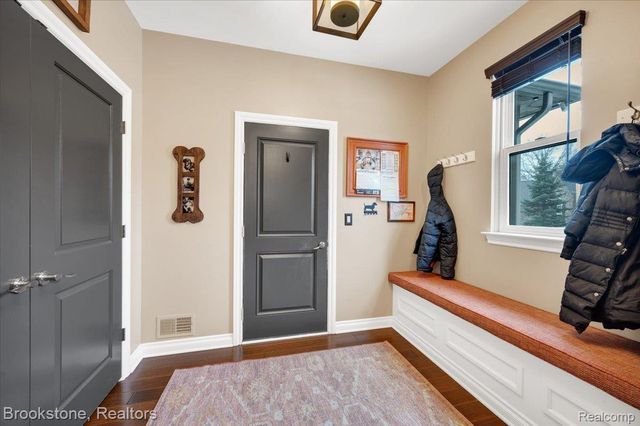 1087 Watersmeet Court, Oxford Charter Township, MI 48371