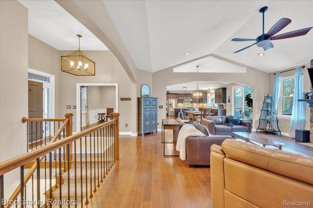 1087 Watersmeet Court, Oxford Charter Township, MI 48371